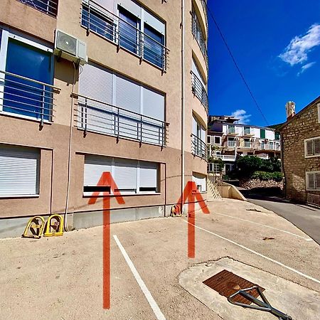 PetrovacUpart Houseアパートメント エクステリア 写真